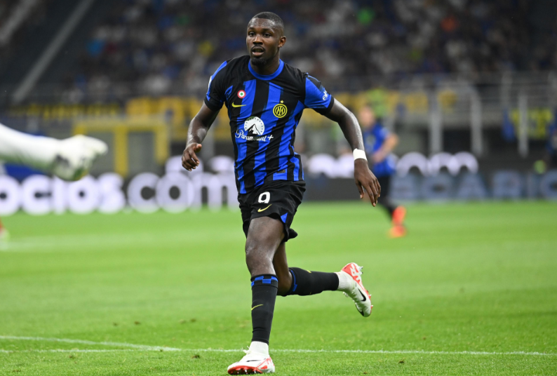 引得无数球 引得无数球