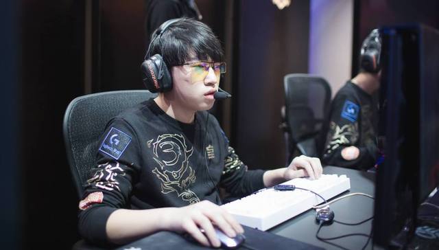 双的表现重 双的表现重