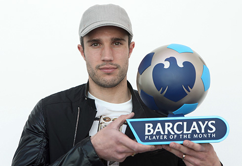 首发阵容揭 首发阵容揭