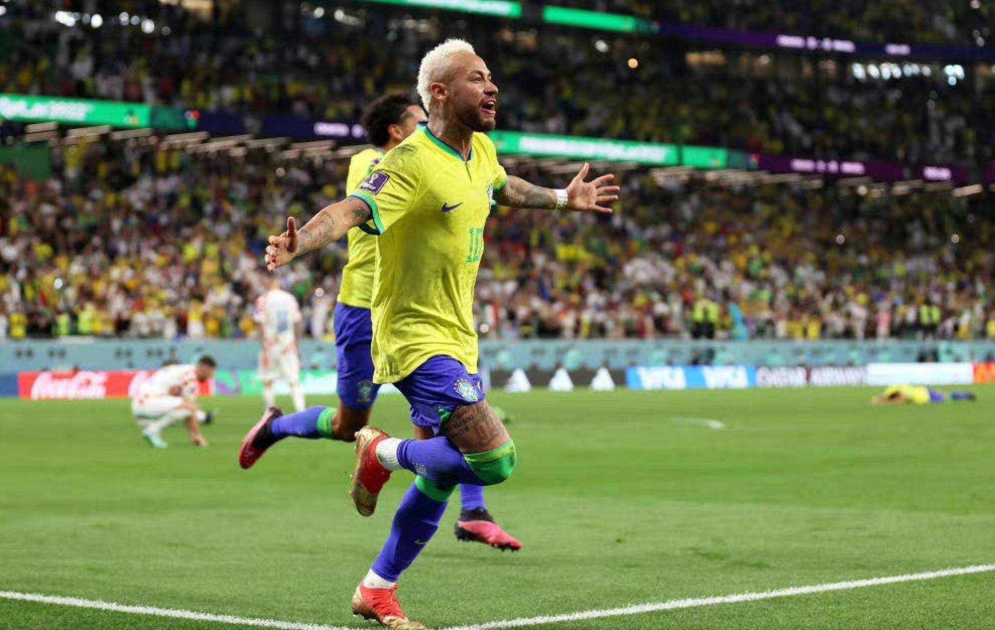 4次助攻 4次助攻