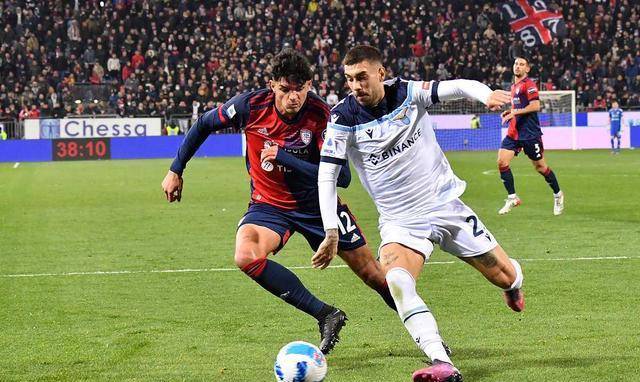 恩瓦内里在 恩瓦内里在