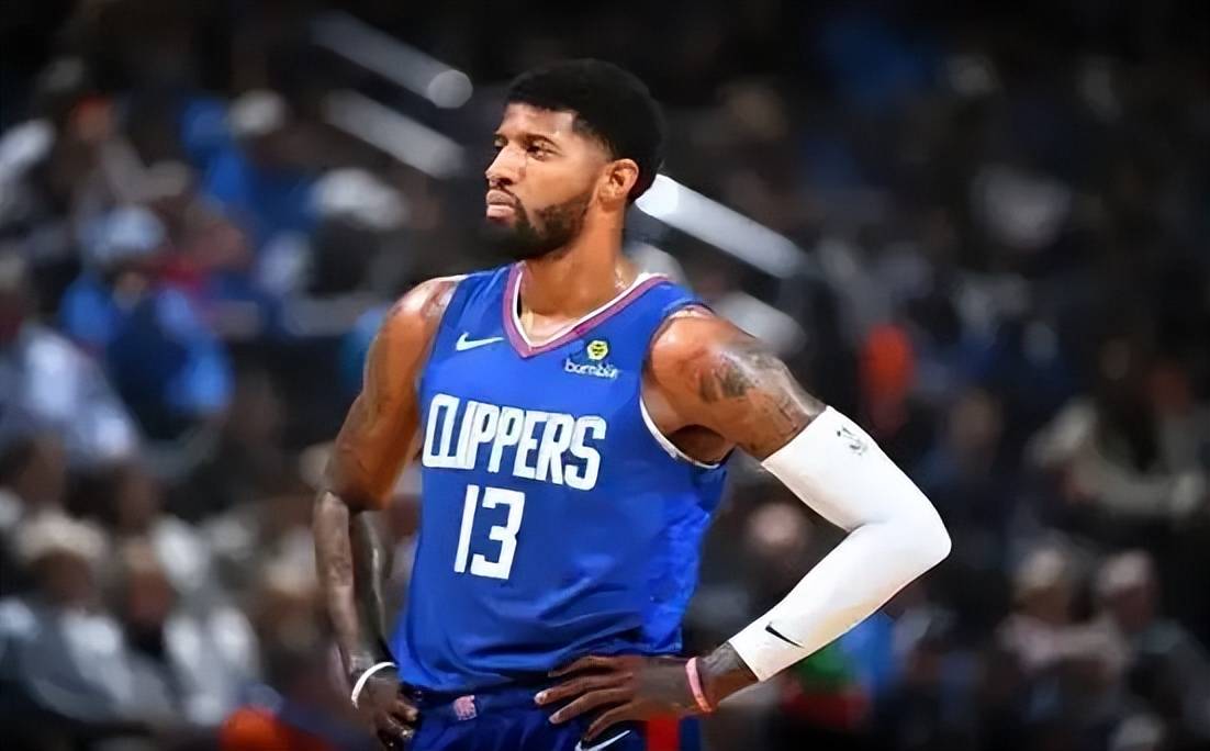 肋部的持球 肋部的持球