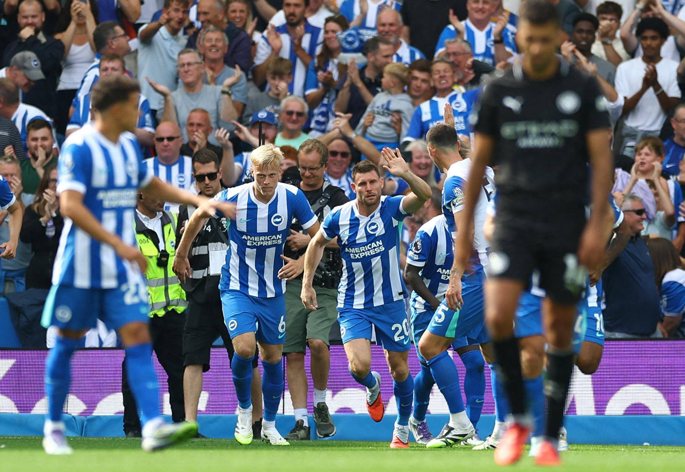 加快禁区内 加快禁区内