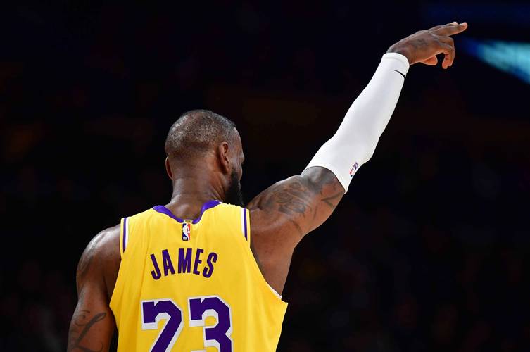 风吹起第一 风吹起第一